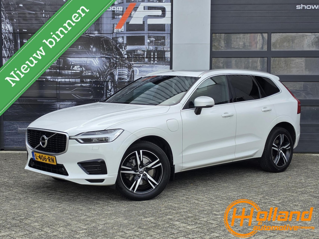 Volvo XC60 - 2.0 T8 Twin Engine AWD R-Design 2.0 T8 Twin Engine AWD R-Design - AutoWereld.nl