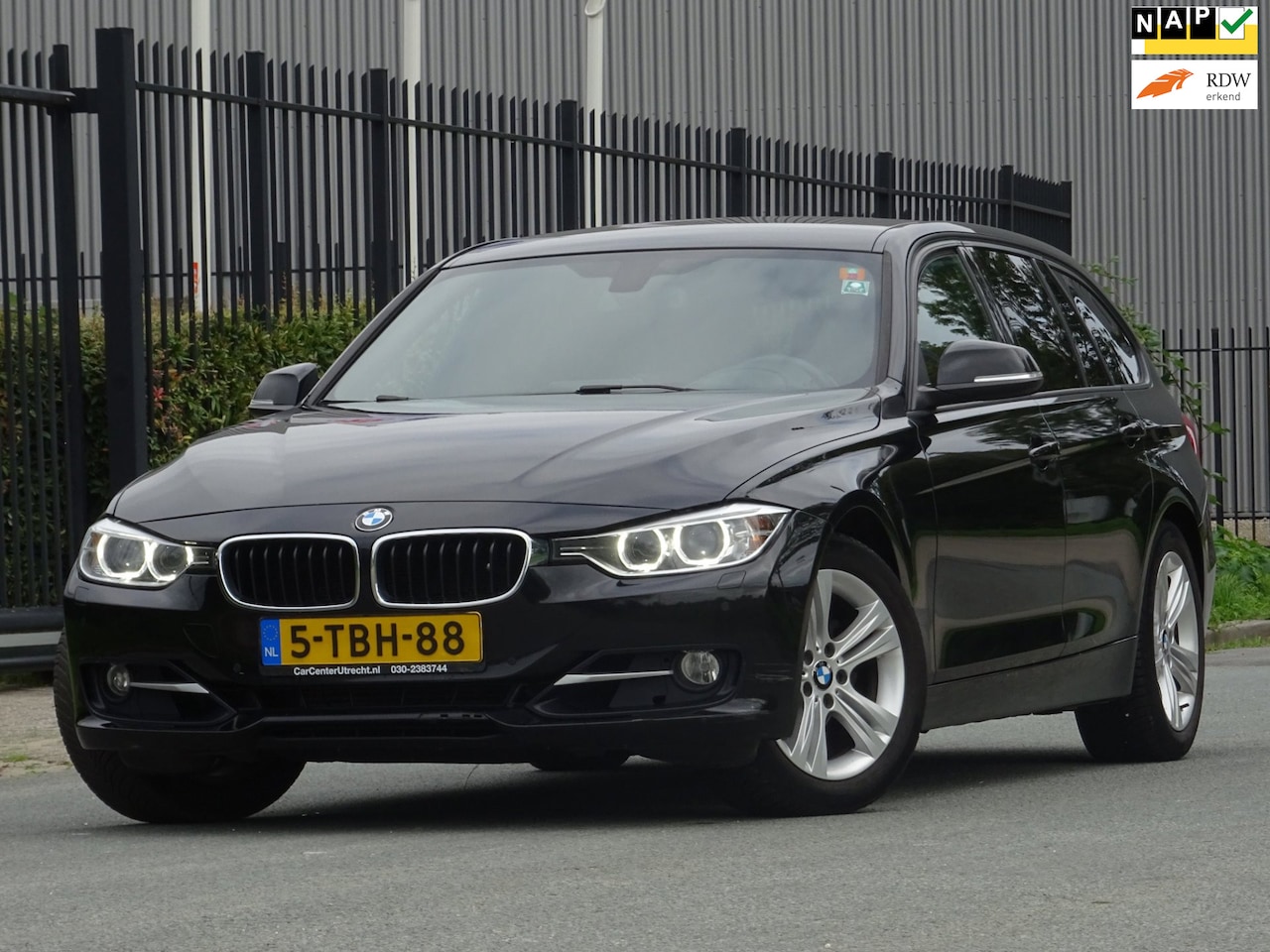 BMW 3-serie Touring - 320i High Executive NAP/HEAD-UP/LEER/NAV - AutoWereld.nl