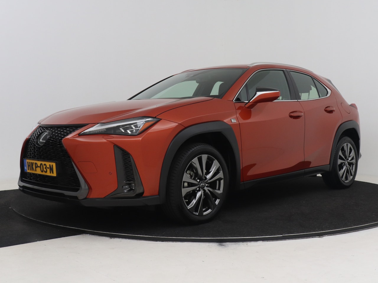 Lexus UX - 250h F Sport Line 250h F Sport Line - AutoWereld.nl