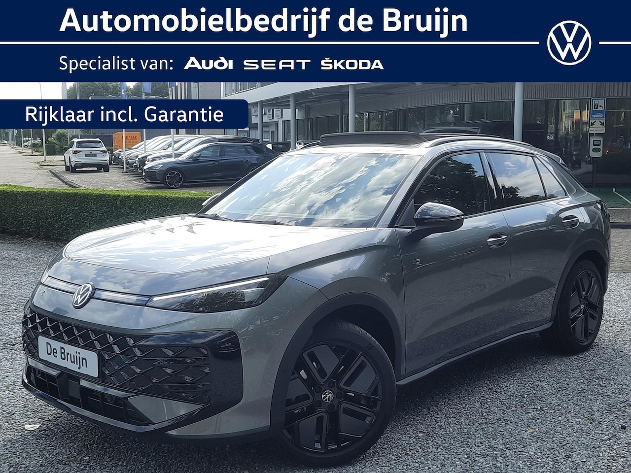 Volkswagen T-Roc - 1.5 eTSI 150pk DSG R-Line Blackstyle (Pano,Camera) - AutoWereld.nl