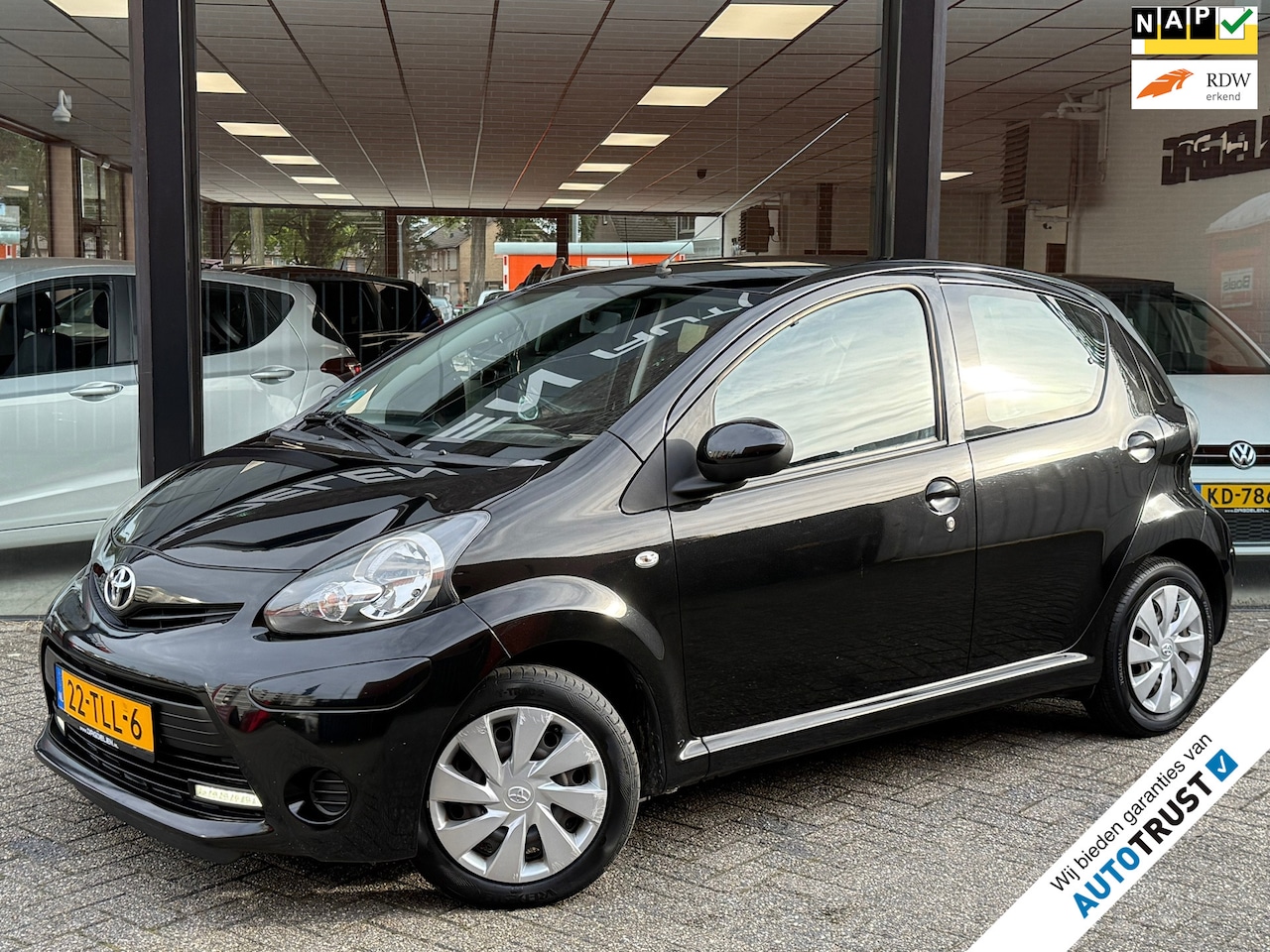 Toyota Aygo - 1.0 VVT-i 5drs AUTOMAAT | AIRCO | BLUETOOTH | NAP - AutoWereld.nl