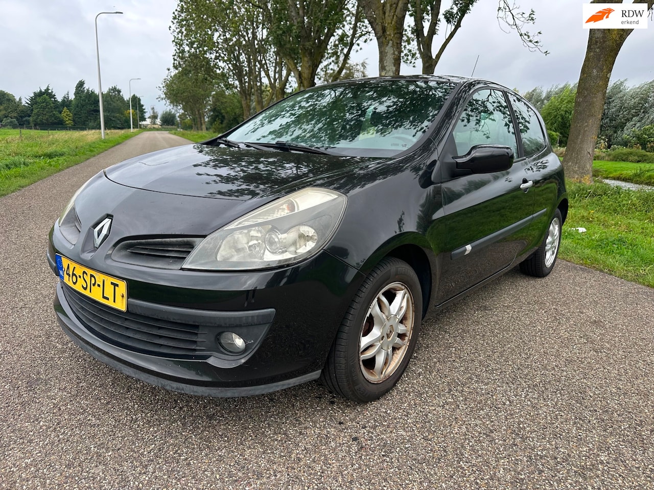 Renault Clio - 1.4-16V Dynamique Luxe 1.4-16V Dynamique Luxe - AutoWereld.nl