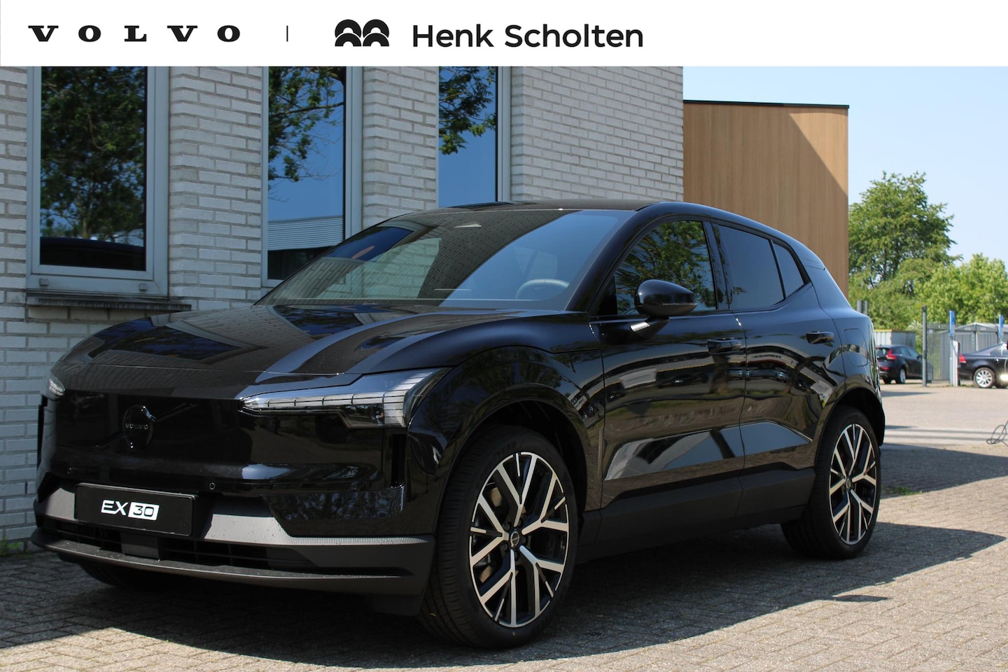 Volvo EX30 - P5 Long Range Plus Black Edition Europa 69 kWh | Blind Spot | Apple CarPlay/Andoid Auto | - AutoWereld.nl