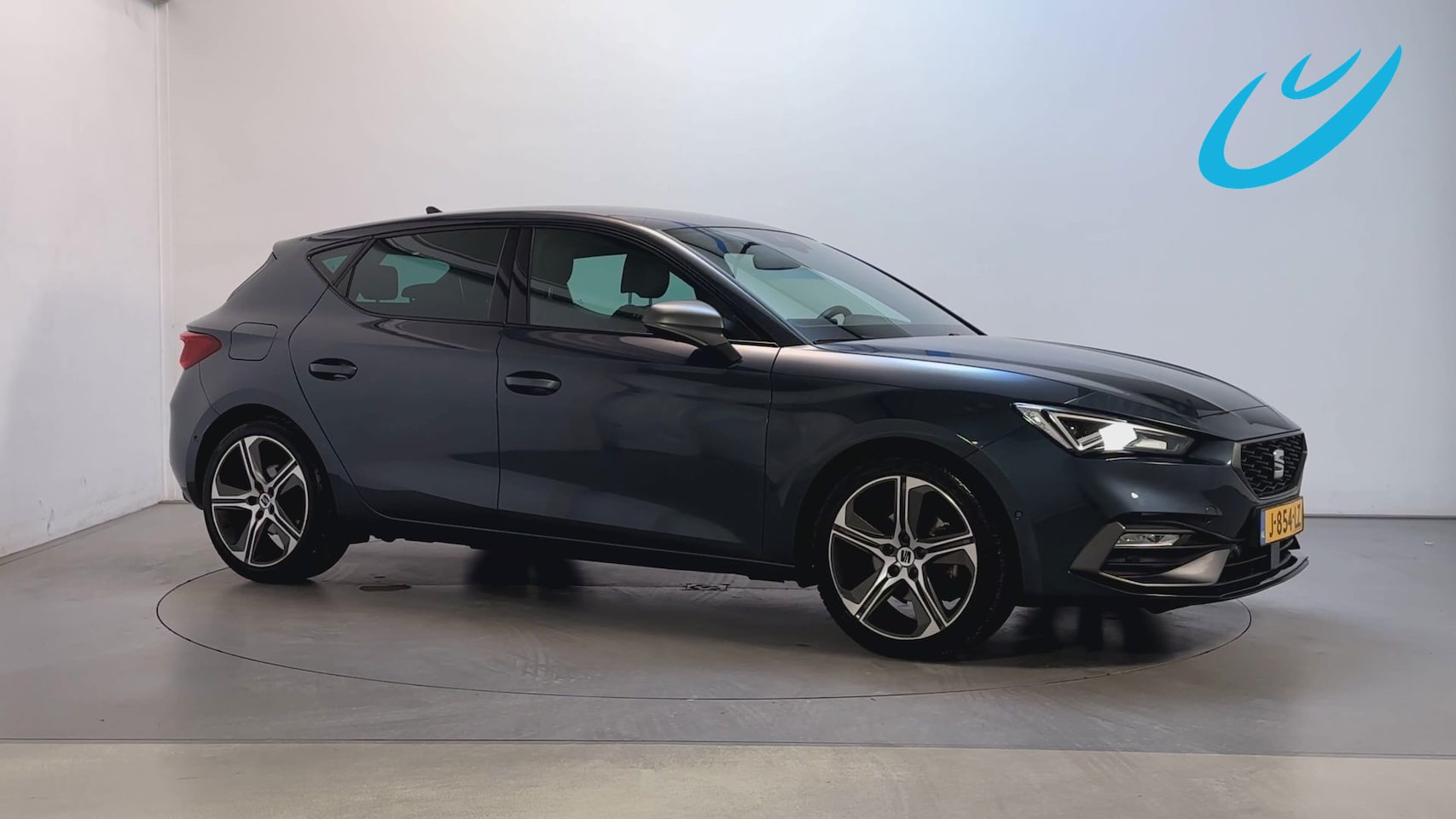 SEAT Leon - 1.5 TSI 150pk FR Launch Edition Camera Stoelverwarming Sfeerverlichting - AutoWereld.nl