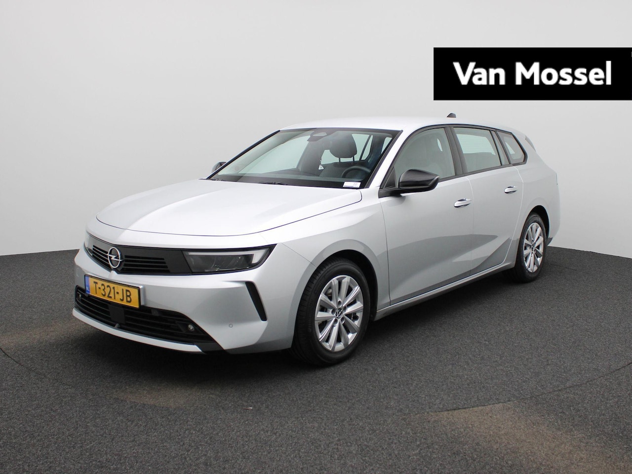 Opel Astra Sports Tourer - 1.2 Edition | Navigatie |  Camera | Stoelverwarming| - AutoWereld.nl