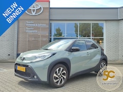 Toyota Aygo X - PULSE NL-AUTO TREKHAAK CLIMA CAMERA APPLE/ANDROID LED PRIVACY GLASS 17'' LM-VELGEN AD-CRUI