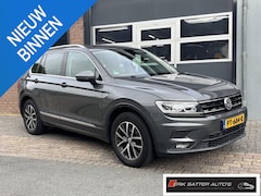 Volkswagen Tiguan - 1.4 TSI Comfortline Business Led| Pano| stoelverw.| trekhaak| Carplay| PDC