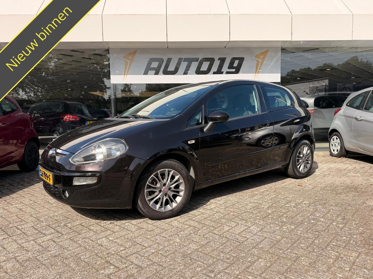 Fiat Punto Evo - 1.2 50kW MyLife - AutoWereld.nl