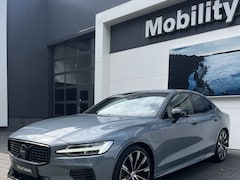 Volvo S60 - Recharge T6 AWD Plus Dark | Harman & Kardon audio | Verwarmde voor- en achterstoelen | Mem