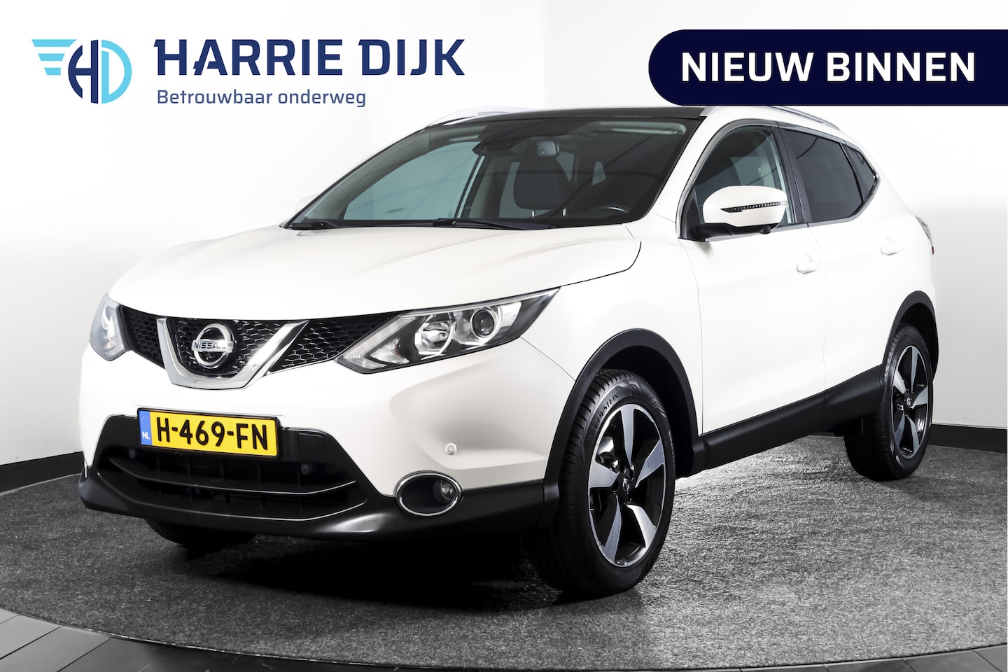 Nissan Qashqai - 1.2 116 PK N-Connecta | Panodak | Afn. Trekhaak | Cruise | 360 camera | PDC | NAV | Auto.A - AutoWereld.nl