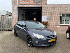 Ford Focus - 1.6 TI-VCT Trend automaat airco