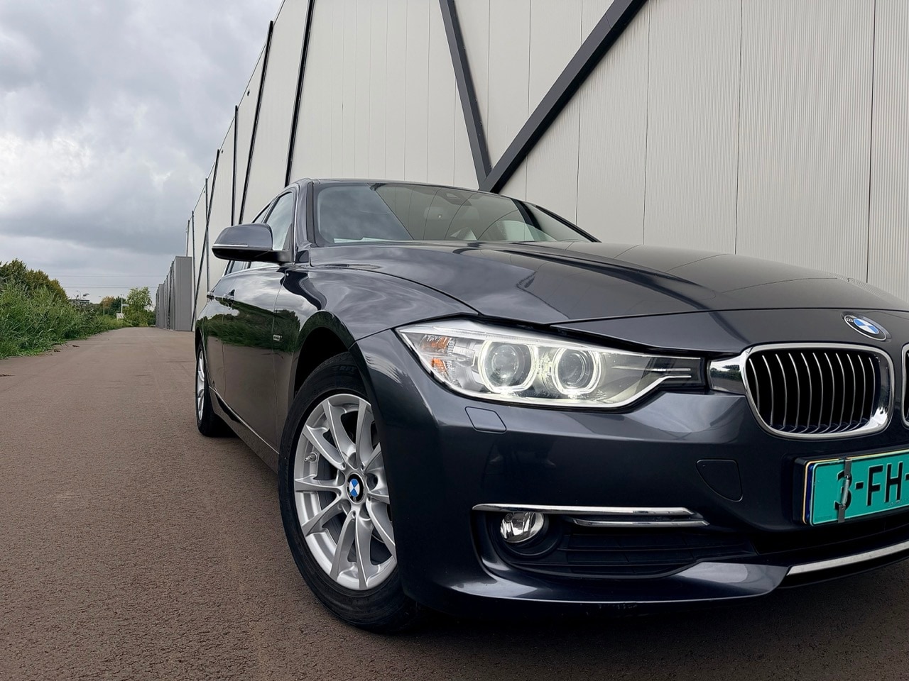 BMW 3-serie - 316i Executive Sport Luxury Sport | NAP AUTO |  2e eig. | Camera | Trkhk - AutoWereld.nl