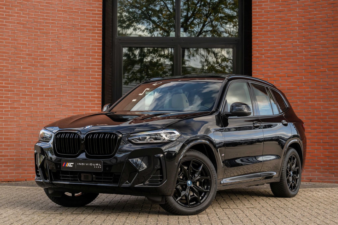 BMW X3 - xDrive30e M-Sport ACC Panorama HuD Trekhaak Leder - AutoWereld.nl