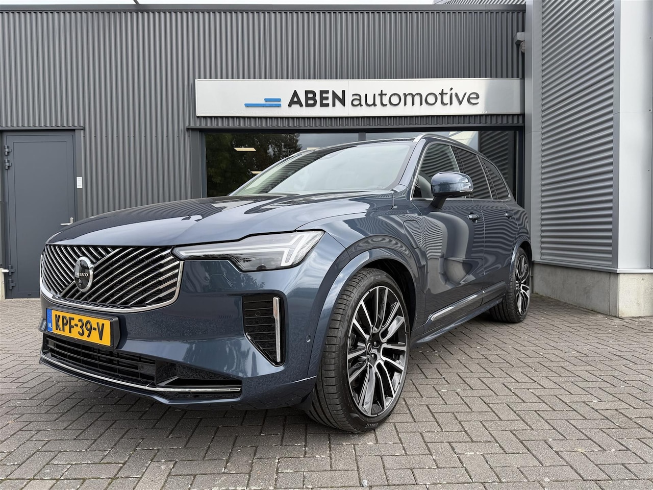 Volvo XC90 - T8 Plug-in Hybrid AWD 455PK Ultra Bright (FULL OPTIONS|B&W|TREKHAAK|22"|PANO) - AutoWereld.nl