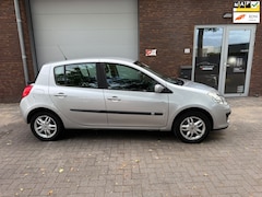 Renault Clio - 1.6-16V Dynamique S|AUTOMAAT|NIEUWE APK|AIRCO