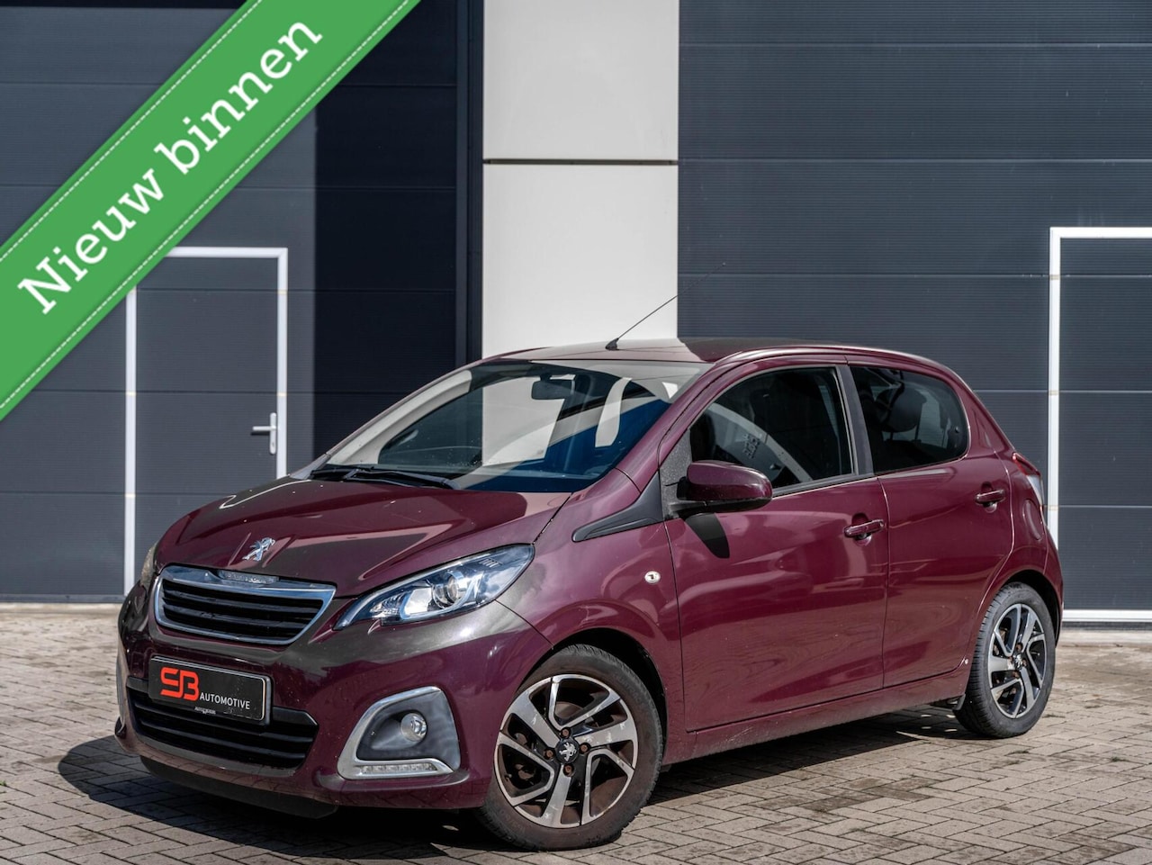 Peugeot 108 - 1.2 VTi Allure Bluetooth|LED|AIRCO! - AutoWereld.nl