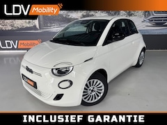 Fiat 500e - RED / Camera / Apple Carplay / All-season banden / 12252 km