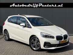 BMW 2-serie Active Tourer - 218i Automaat Leder LED Navi Cruise PDC e.Klep