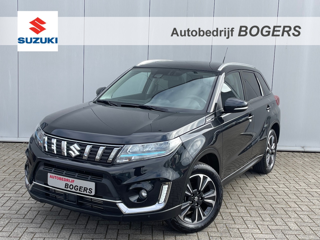 Suzuki Vitara - 1.4 Boosterjet Style Smart Hybrid Navigatie, Schuifdak, Climate Control, Adaptive Cruise C - AutoWereld.nl