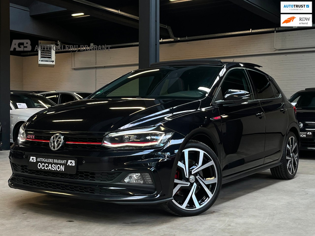 Volkswagen Polo - 2.0 TSI GTI Pano/Park-Pilot/CarPlay/Automaat - AutoWereld.nl