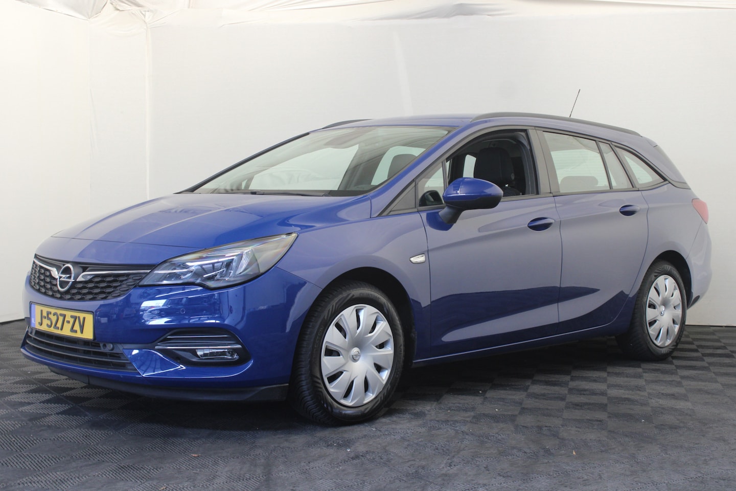 Opel Astra Sports Tourer - 1.2 Business Executive |Camera|Navi|Trekhaak| - AutoWereld.nl