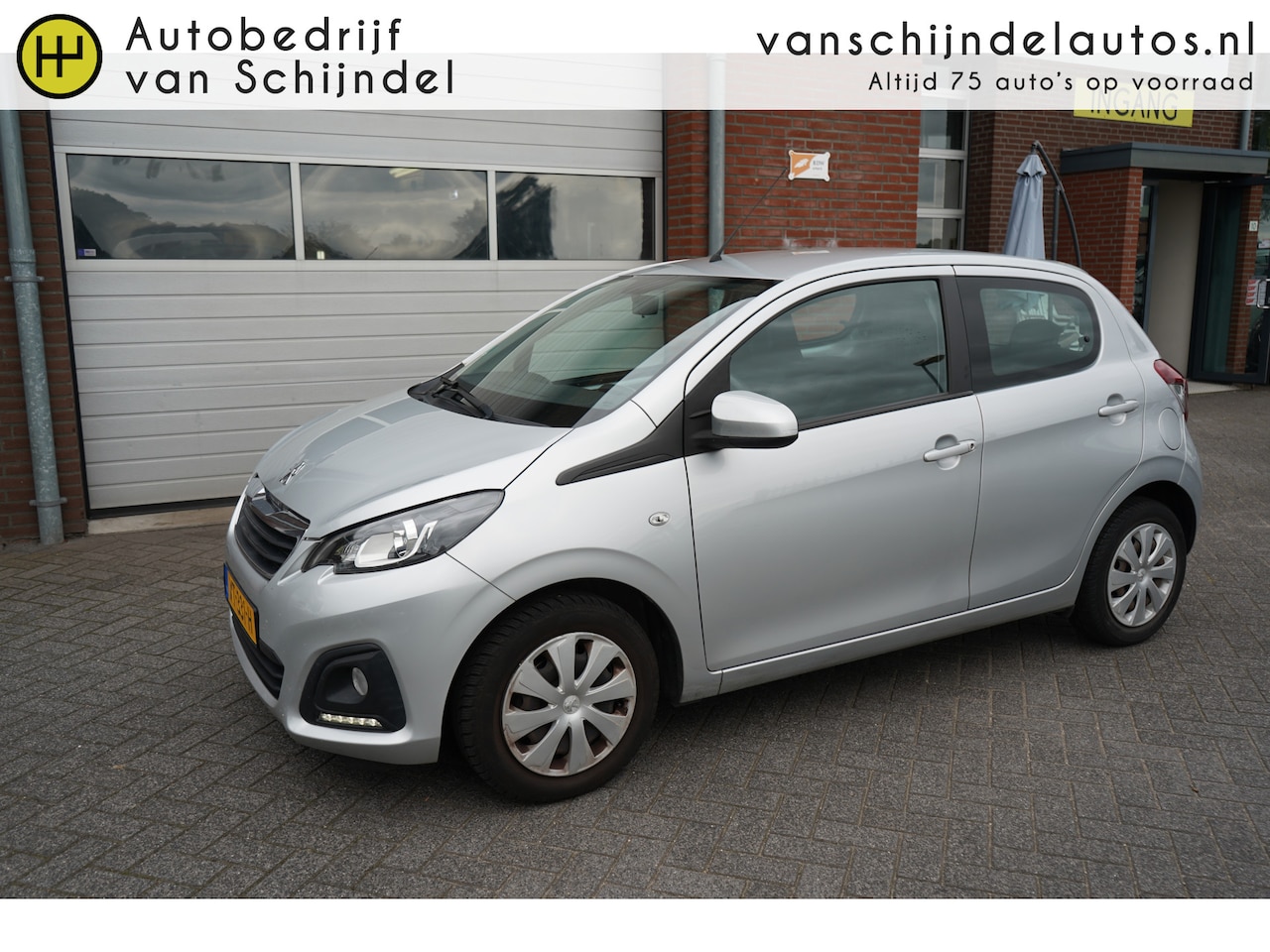 Peugeot 108 - 1.0 E-VTI ACTIVE TOP! *NL AUTO* 5 DEURS CAMERA ANDROID/APPLECARPLAY(NAVI) AIRCO BLUETOOTH - AutoWereld.nl