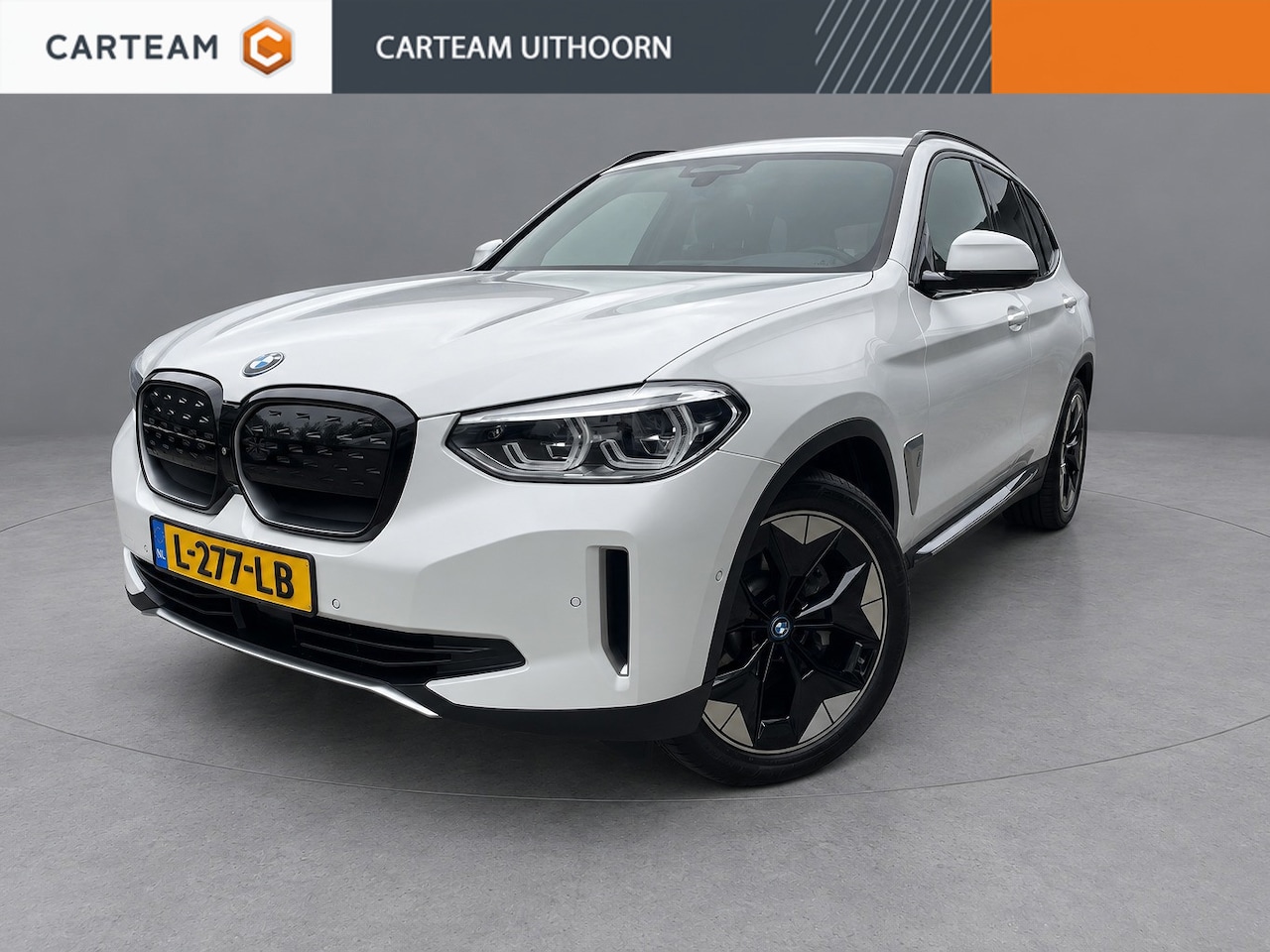 BMW iX3 - High Executive 80 kWh PANORAMA DAK, FULL OPTIOS, DEALER ONDERHOUDEN - AutoWereld.nl