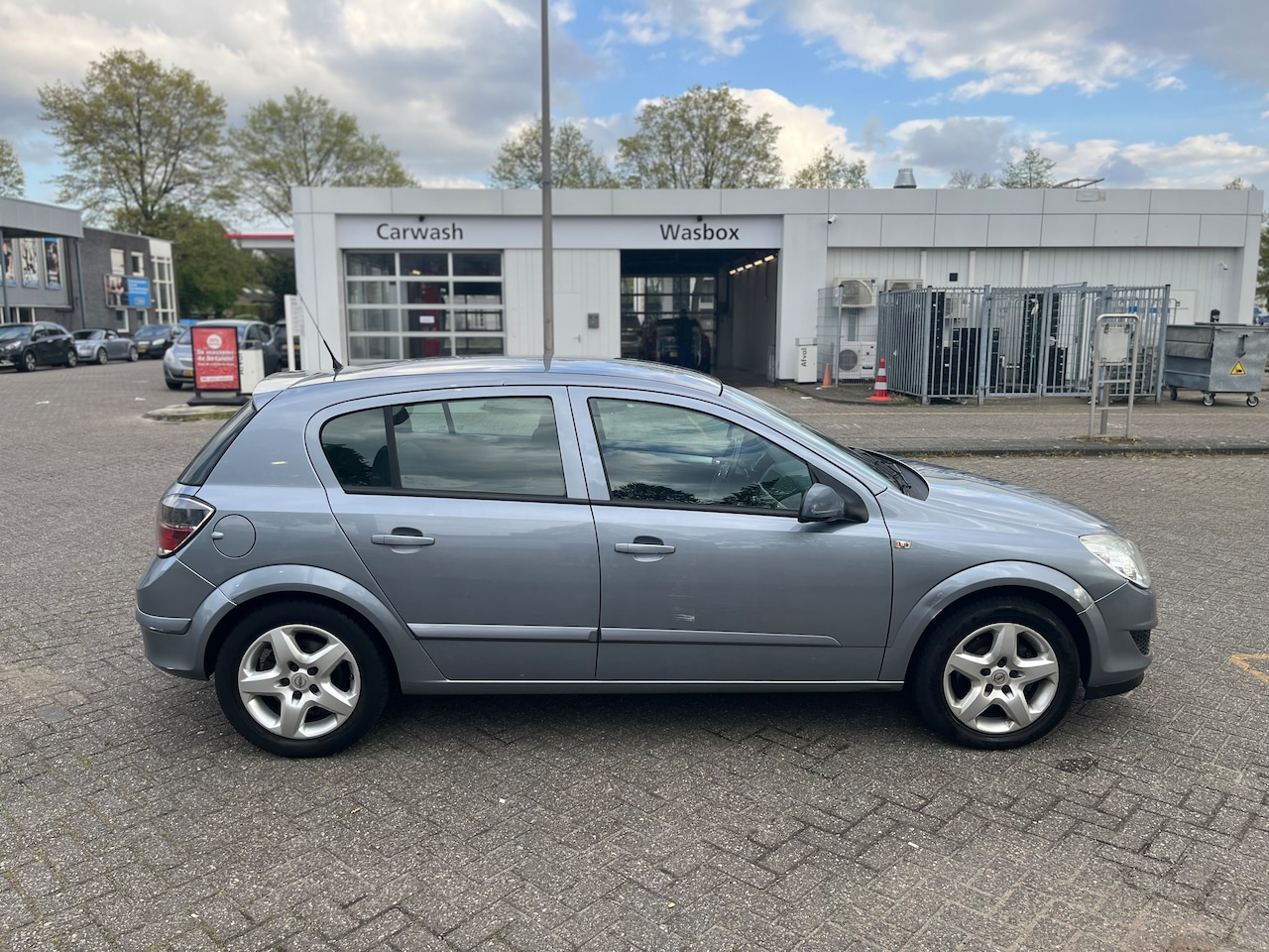 Opel Astra - 1.6 Business - AutoWereld.nl