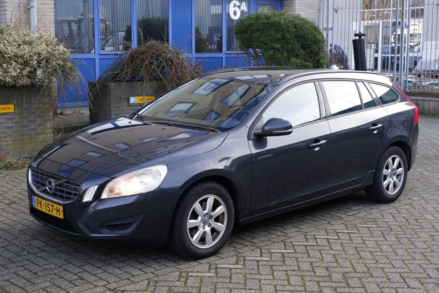 Volvo V60 - 1.6 DRIVe Momentum 1.6 DRIVe Momentum - AutoWereld.nl