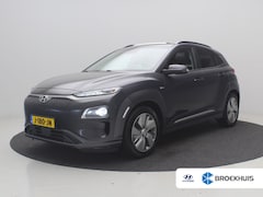 Hyundai Kona Electric - Premium 64 kWh / Navigatie/ Warmtepomp / 3-Fase / Lederen bekleding / SoH 99, 4% / Trekhaa