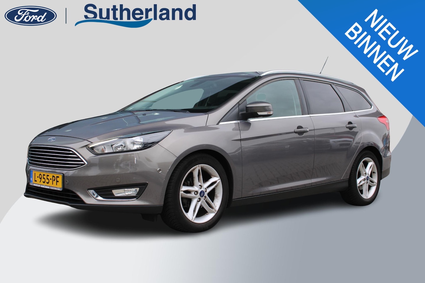 Ford Focus Wagon - 1.0 Titanium | Riem Vervangen! | Trekhaak | Dealeronderhouden | Stoelverwarming | Navigati - AutoWereld.nl