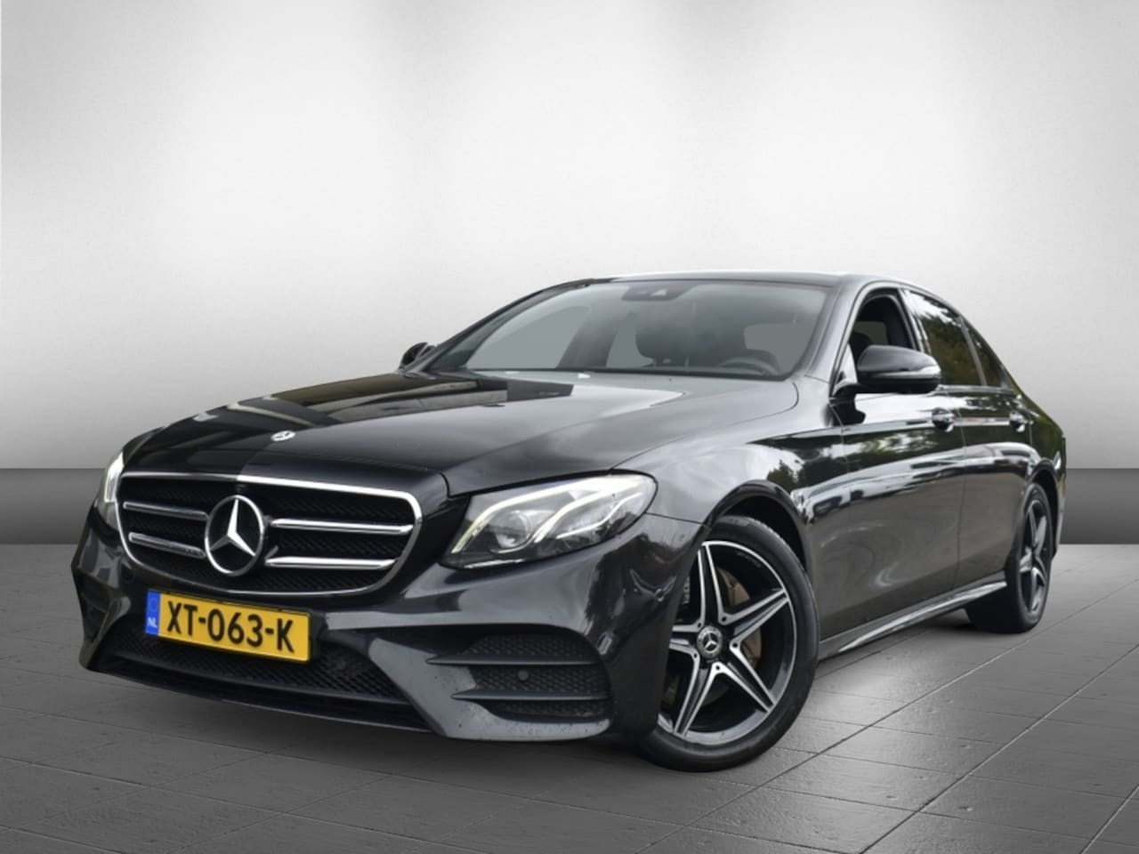 Mercedes-Benz E-klasse - 220 d BnsSolAMG+UpEd - AutoWereld.nl