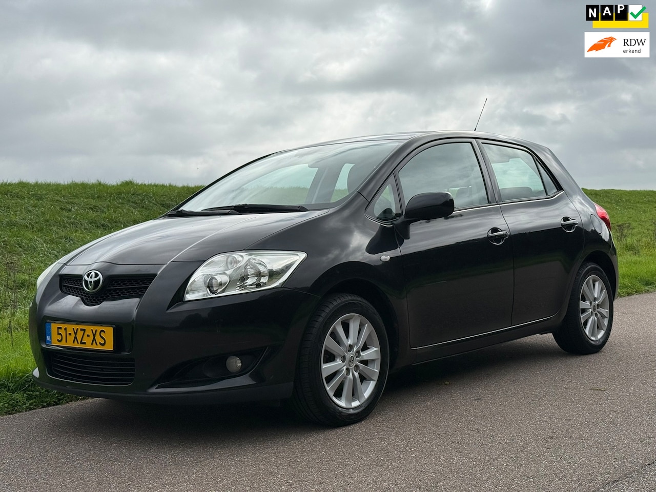 Toyota Auris - 1.6-16V Luna Business | Automaat | Keyless | Navigatie - AutoWereld.nl