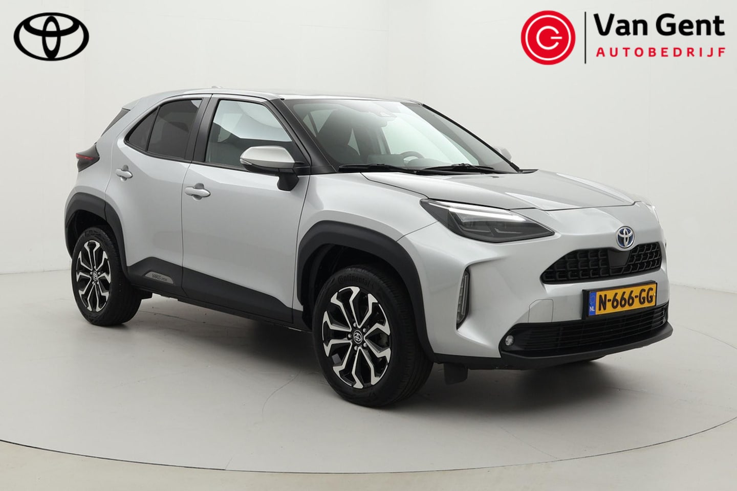 Toyota Yaris Cross - 1.5 Hybrid First Edition | Apple Carplay / Android Auto | Keyless | Adaptive Cruise | Full - AutoWereld.nl