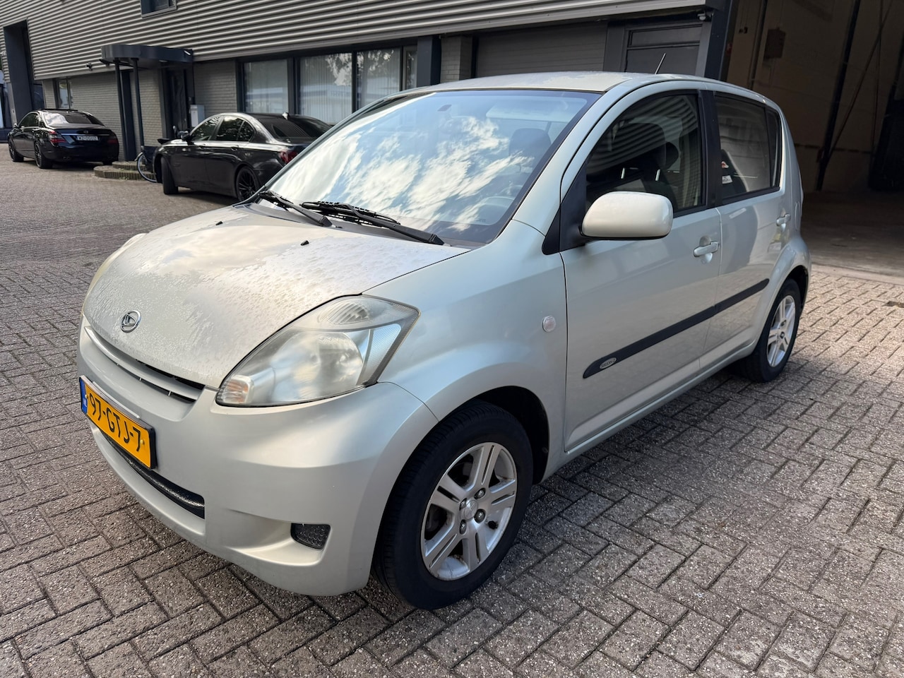 Daihatsu Sirion 2 - 1.0-12V Premium 1.0-12V Premium - AutoWereld.nl