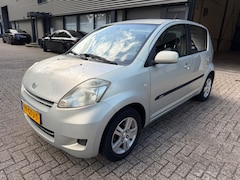 Daihatsu Sirion 2 - 1.0-12V Premium