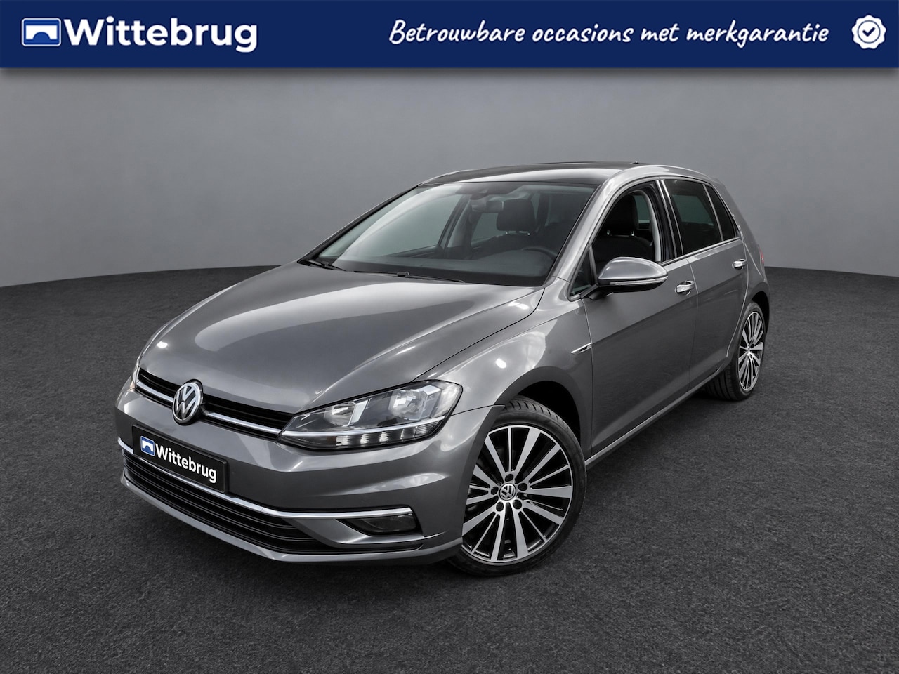 Volkswagen Golf - 1.0 TSI 115pk Comfortline DSG Automaat / Navigatie / LM 18 inch / Parkeersensoren / Camera - AutoWereld.nl