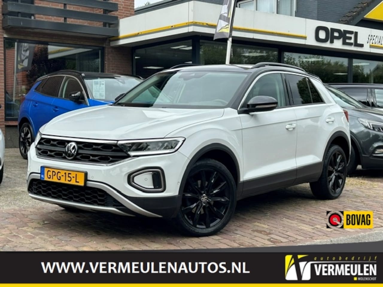 Volkswagen T-Roc - 1.0 TSI 110PK Life Business + 18"/ Clima/ Cruise/ CarPlay/ Camera/ Full-LED/ CarPlay/ Park - AutoWereld.nl