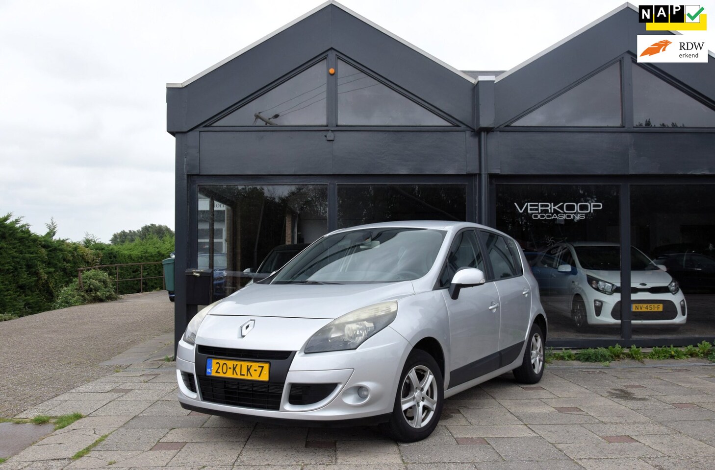 Renault Scénic - 1.6 Expression 1.6 Expression - AutoWereld.nl