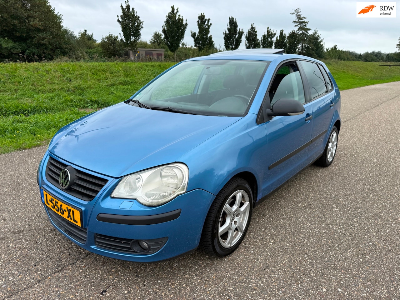 Volkswagen Polo - 1.2-12V Trendline Apk/Airco/Dakje/Park.senso - AutoWereld.nl