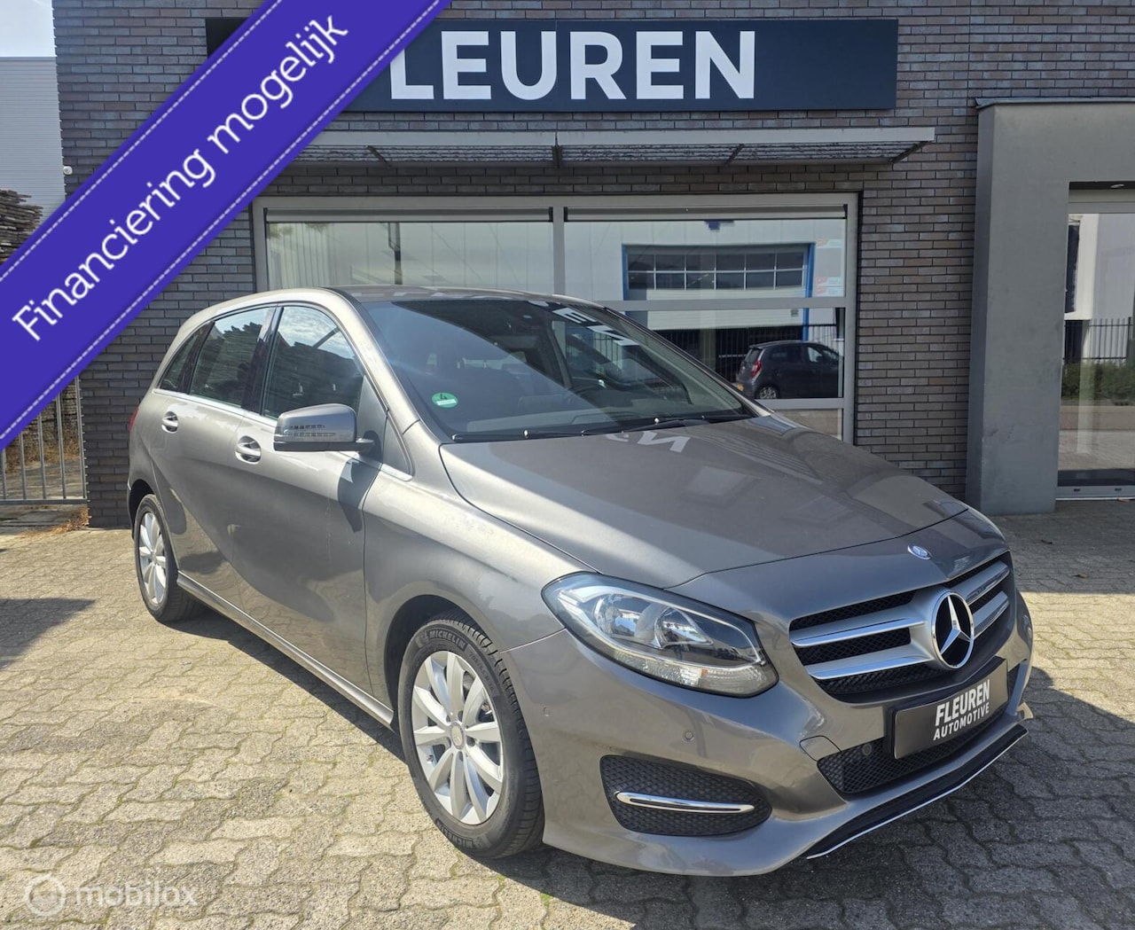Mercedes-Benz B-klasse - 180 AUT|Stoelver|Trehaak|Navi|PDC|Cruise| - AutoWereld.nl
