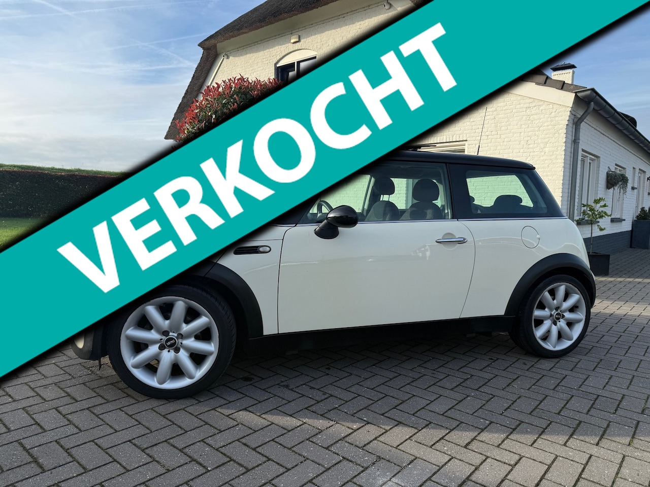 MINI 3-Deurs - 1.6 Cooper Pepper / Bj:2004 / Nieuwe apk! - AutoWereld.nl