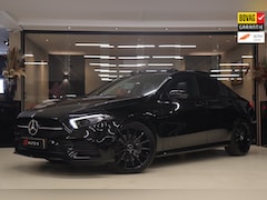 Mercedes-Benz A-klasse - 250 e Premium Plus AMG NIGHT PAKKET PANO/BLACKSTYLE/CARPLAY/CAM/BOMVOL