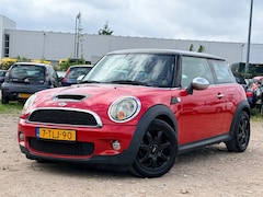 MINI 3-Deurs - 1.6 Cooper Pepper/ LEDER/ VELGEN