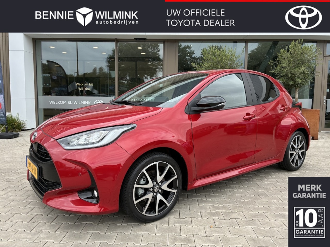 Toyota Yaris - 1.5 Hyb. Executive | PDC v/a | Stoelverwarm. | Blindspot | - AutoWereld.nl