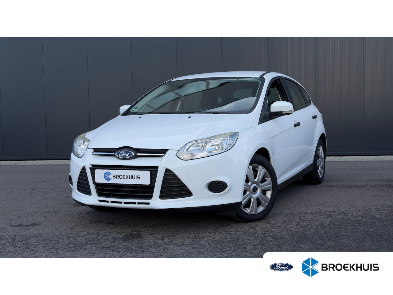 Ford Focus - 100pk 1.0 EcoBoost Trend | Trekhaak | Airco | 16" | - AutoWereld.nl