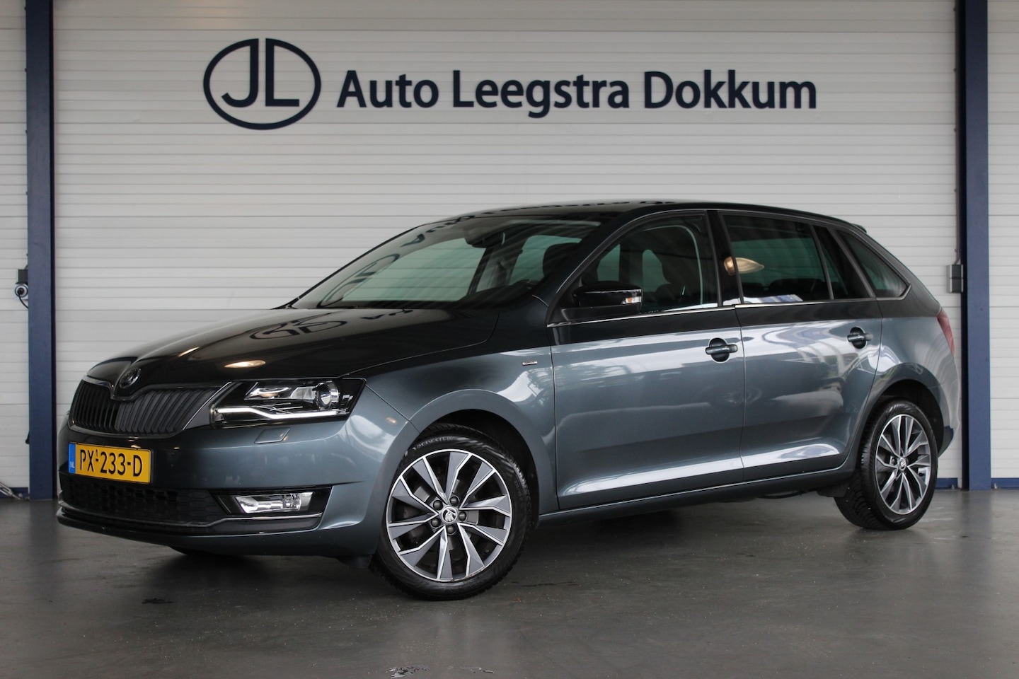 Skoda Rapid Spaceback - 1.0 TSI Greentech Drive Trekhaak | Pano | Xenon/LED | Bluetooth | Navi | Stoelverw. | Clim - AutoWereld.nl