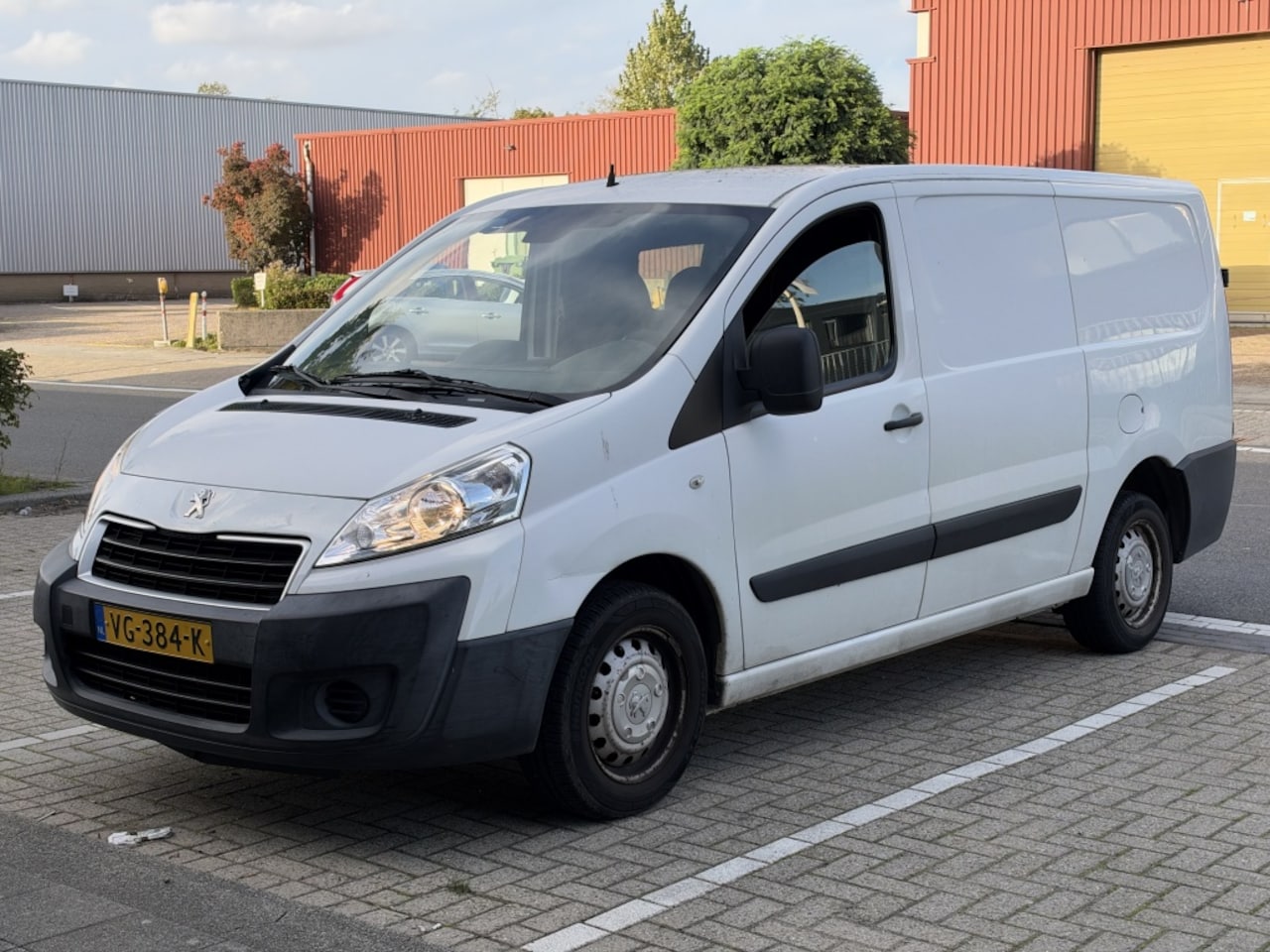 Peugeot Expert - 2.0 HDI 128PK L2H1 Airco 3-Zits EURO 5 - AutoWereld.nl