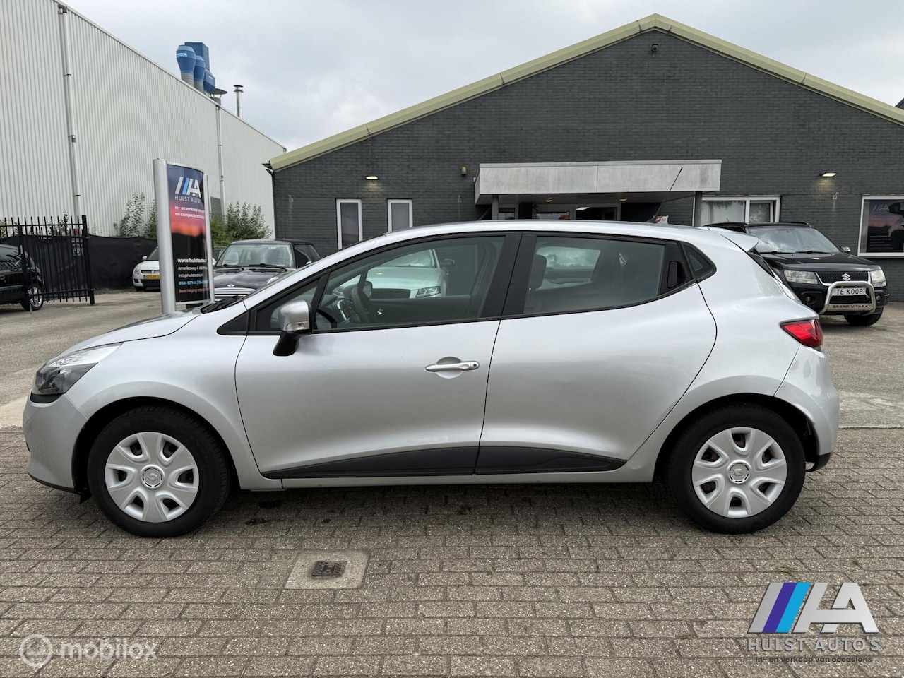 Renault Clio - 1.2 16V 11/2014 | APK | Cruise| PDC | 165 Dkm - AutoWereld.nl