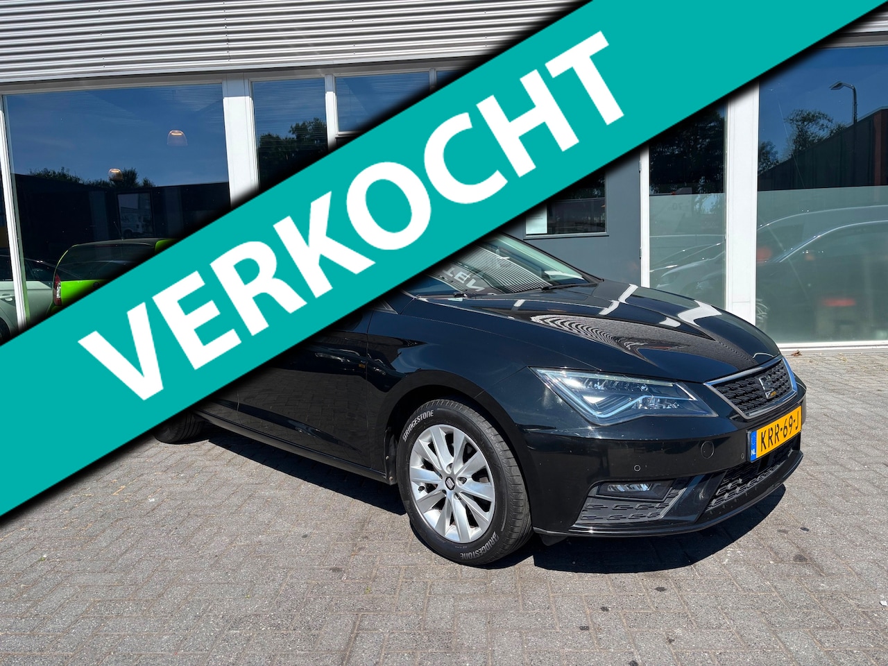 SEAT Leon - 1.0 TSI Ultimate Edition/Navigatie/Led Verlichting/Pdc!!! - AutoWereld.nl